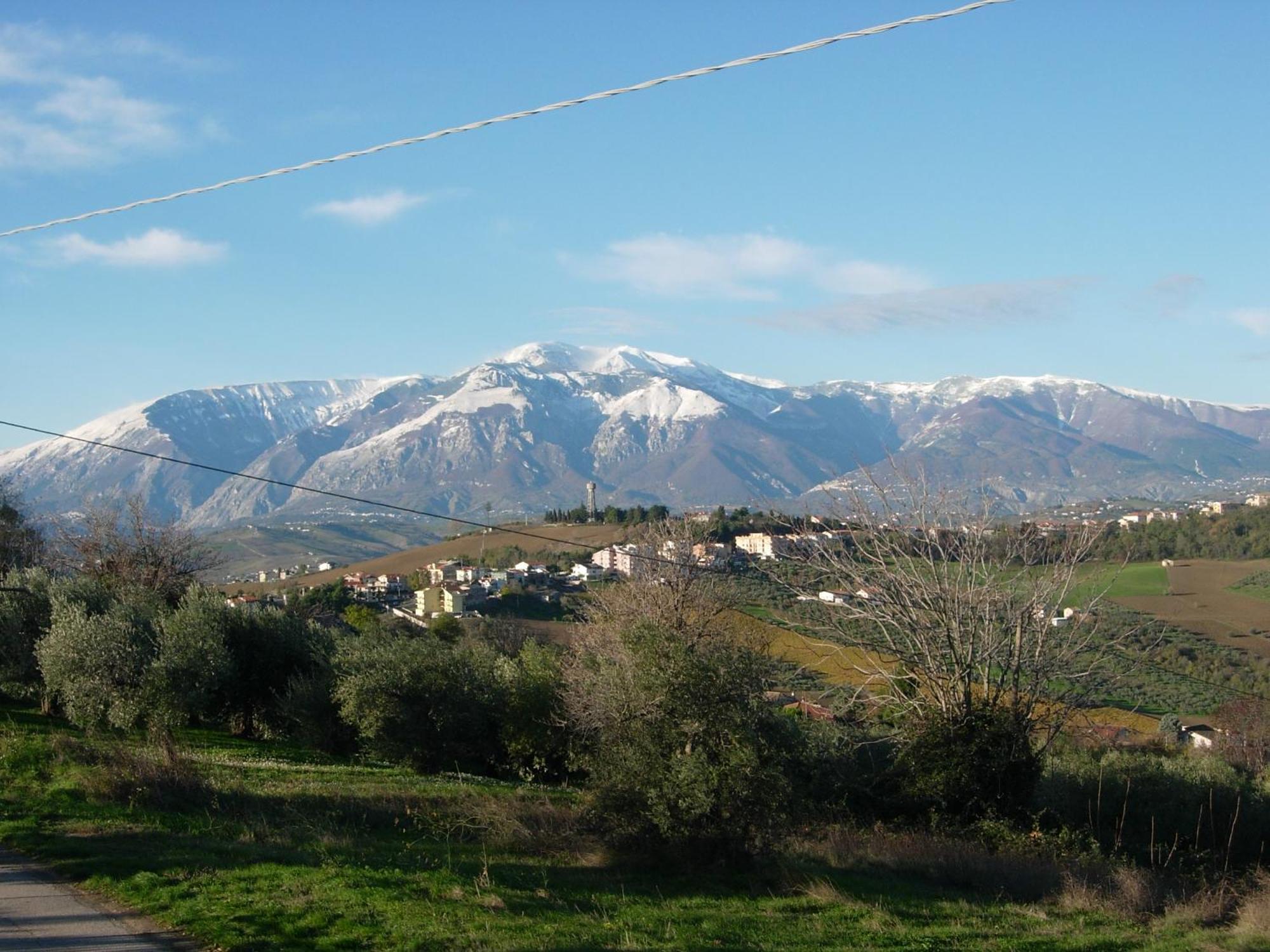 Angelucci Agriturismo Con Camere E Agri Camping Lanciano Exterior photo