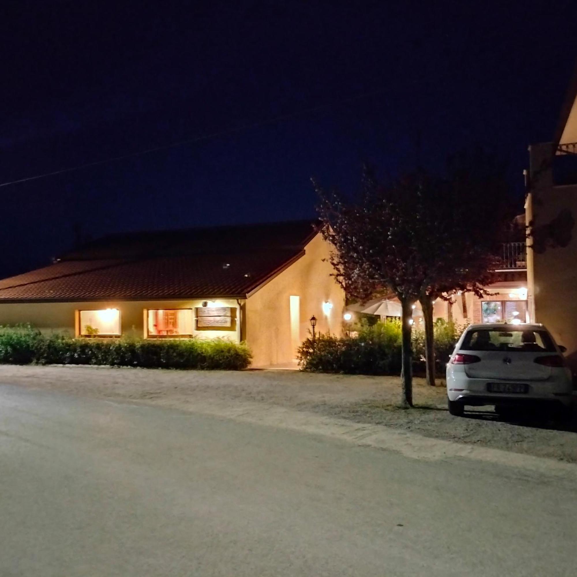 Angelucci Agriturismo Con Camere E Agri Camping Lanciano Exterior photo